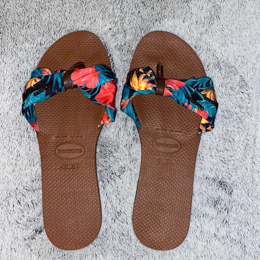 Havaianas floral slide sandal